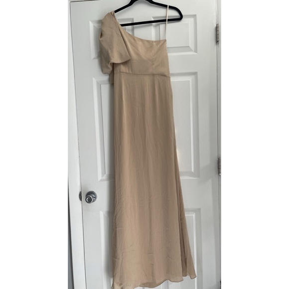 BHLDN Sachin & Babi Chelsea One Shoulder Bow Gown in Neutral 8 - Picture 10 of 10